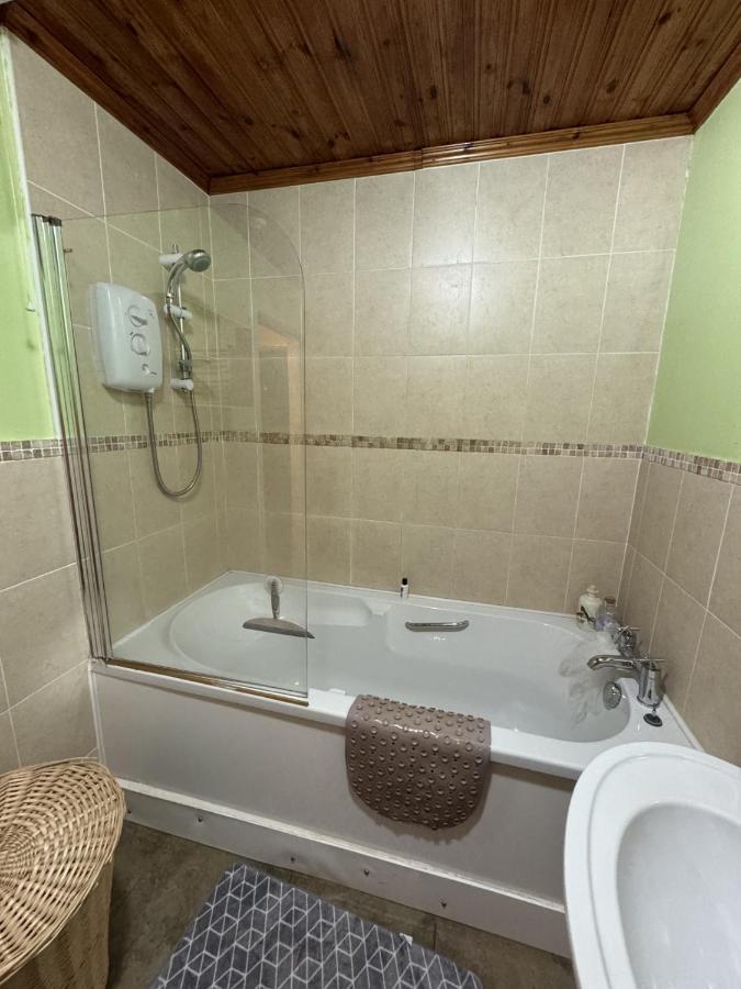 Private Room In Causeway Coast And Glens บัลลีคาสเซิล ภายนอก รูปภาพ