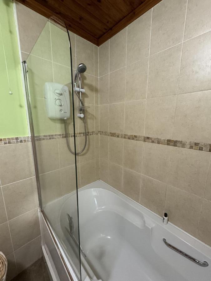 Private Room In Causeway Coast And Glens บัลลีคาสเซิล ภายนอก รูปภาพ